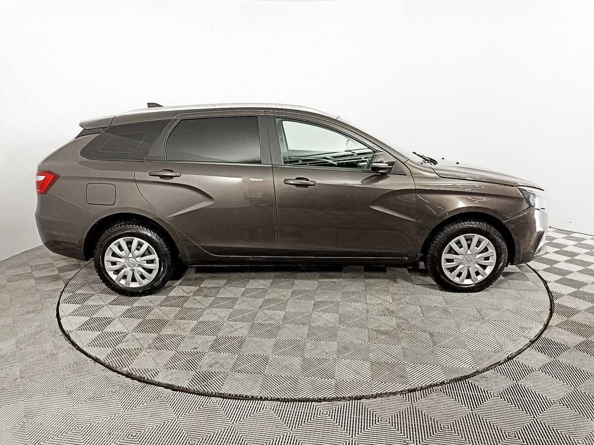 Lada (ВАЗ) Vesta SW, 2021 - фото №4